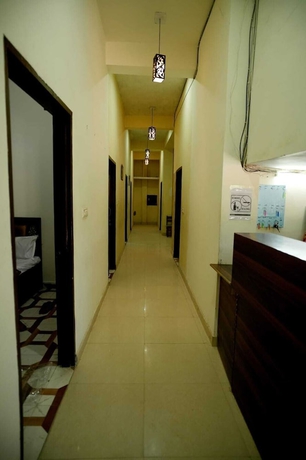 Imagen de los interiores del Hotel Shri Gauraj Dham Vrindavan. Foto 11