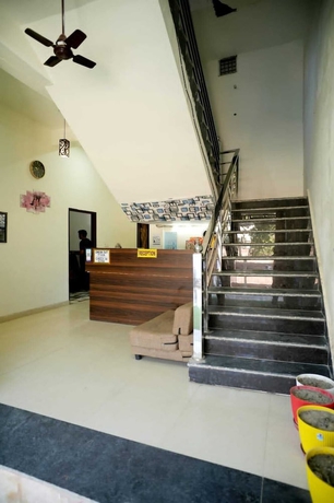 Imagen de los interiores del Hotel Shri Gauraj Dham Vrindavan. Foto 16