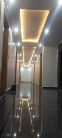 Imagen de los interiores del Hotel Shri Jagannath Palace Ayodhya. Foto 10
