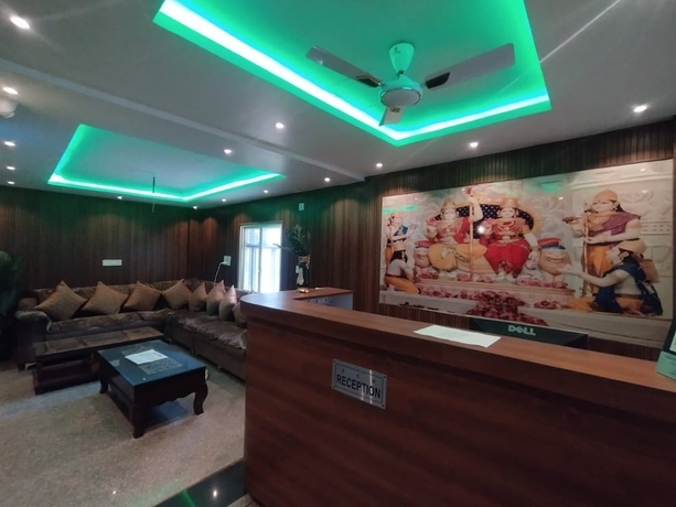 Imagen de los interiores del Hotel Shri Jagannath Palace Ayodhya. Foto 16
