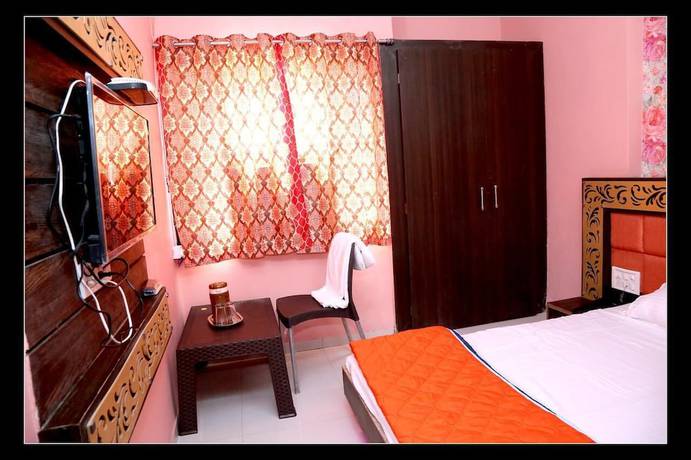 Imagen de la habitación del Hotel Shri Karani Vilas. Foto 11