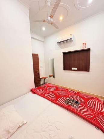 Imagen de la habitación del Hotel Shri Krishna Palace. Foto 5