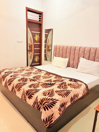 Imagen de la habitación del Hotel Shri Krishna Palace. Foto 9