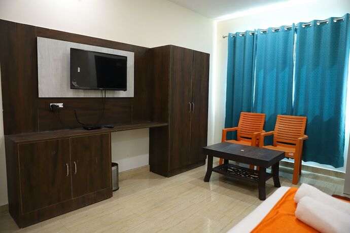 Imagen de la habitación del Hotel Shri Krishna, Piparia. Foto 14
