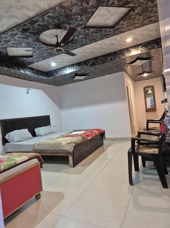 Imagen de la habitación del Hotel Shri Narayan Resort. Foto 11