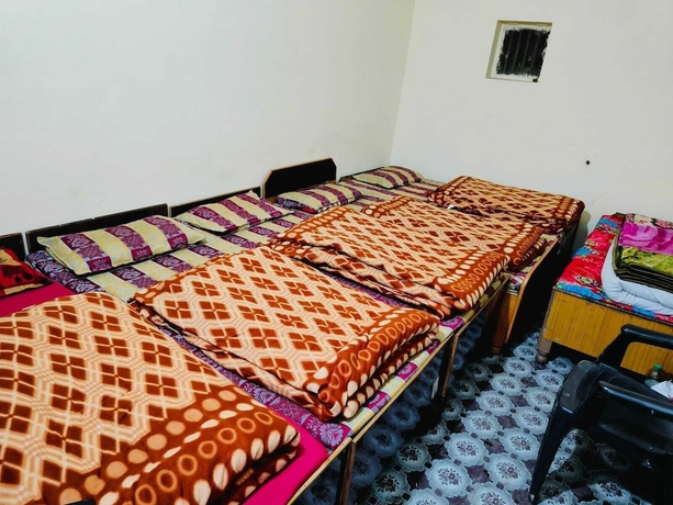 Imagen de la habitación del Hotel Shri Narayan Tourist Lodge. Foto 4