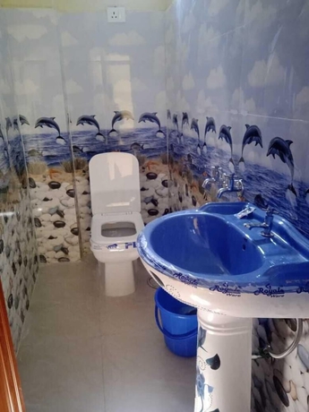 Imagen de la habitación del Hotel Shri Narayan Tourist Lodge. Foto 5