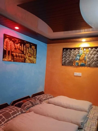 Imagen de la habitación del Hotel Shri Narayan Tourist Lodge. Foto 6