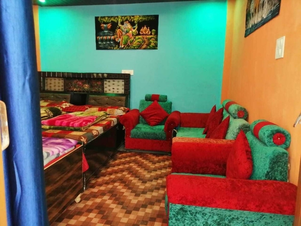 Imagen de la habitación del Hotel Shri Narayan Tourist Lodge. Foto 11