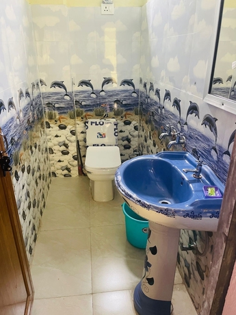 Imagen de la habitación del Hotel Shri Narayan Tourist Lodge. Foto 15