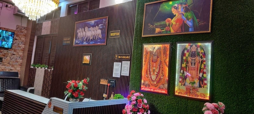 Imagen de los interiores del Hotel Shri Radhe Radhe Paying Guest House. Foto 10