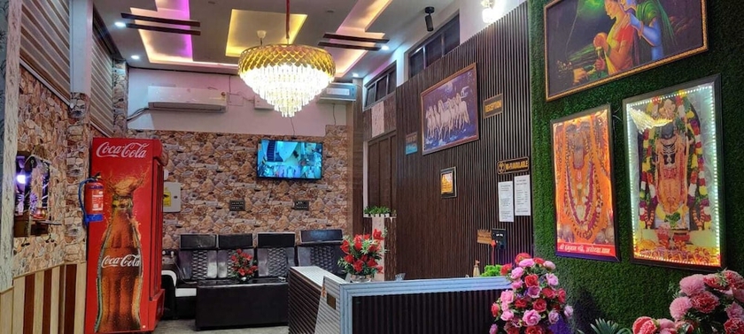 Imagen de los interiores del Hotel Shri Radhe Radhe Paying Guest House. Foto 11