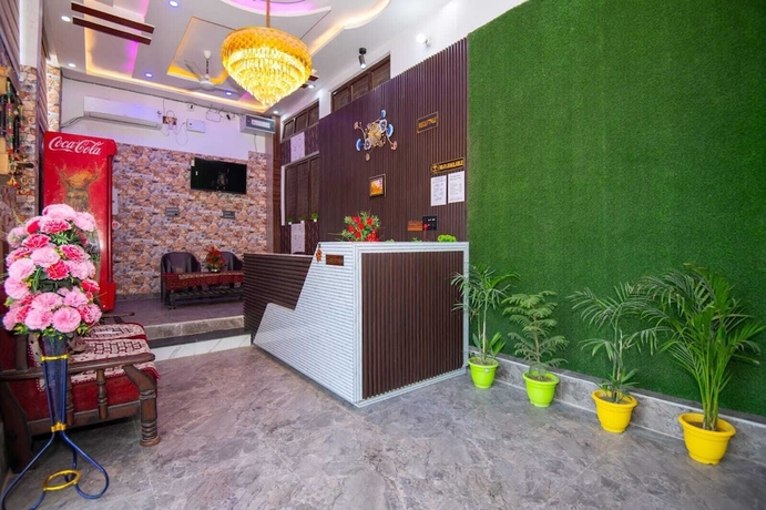 Imagen de los interiores del Hotel Shri Radhe Radhe Paying Guest House. Foto 13