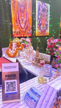 Imagen de los interiores del Hotel Shri Radhe Radhe Paying Guest House. Foto 16