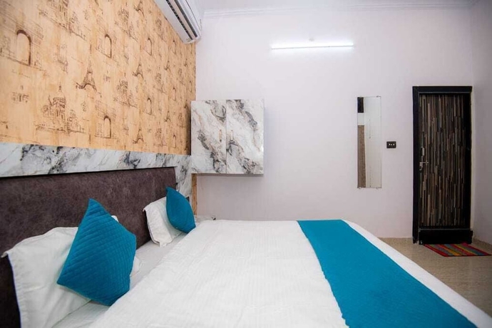 Imagen de la habitación del Hotel Shri Radhe Radhe Paying Guest House. Foto 6