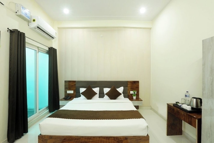 Imagen de la habitación del Hotel Shri Raghav Palace Ayodhya. Foto 3