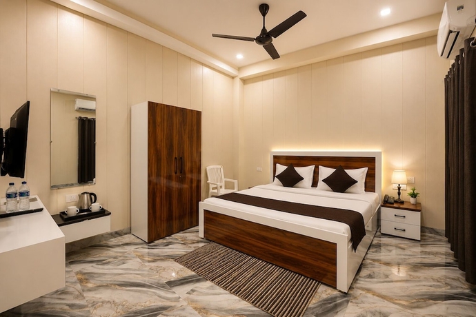 Imagen de la habitación del Hotel Shri Raghav Palace Ayodhya. Foto 7