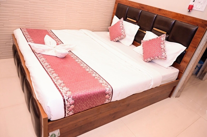Imagen de la habitación del Hotel Shri Ram Lalla International. Foto 12