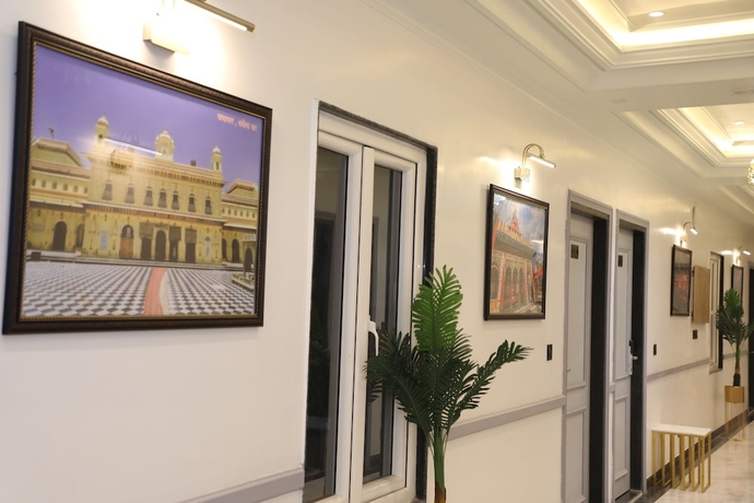 Imagen de los interiores del Hotel Shri Ram Ratan Inn. Foto 8
