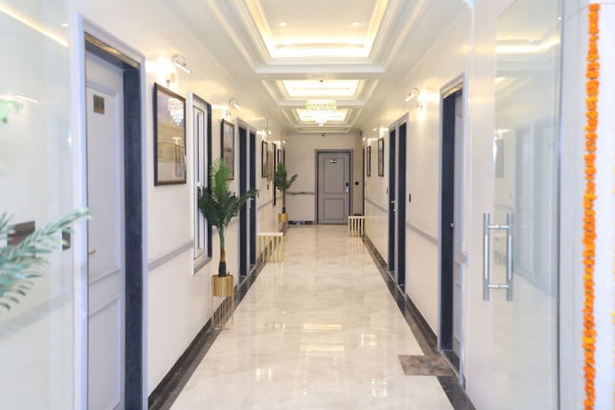 Imagen de los interiores del Hotel Shri Ram Ratan Inn. Foto 9