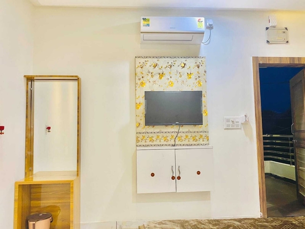 Imagen de la habitación del Hotel Shri Salasar. Foto 8