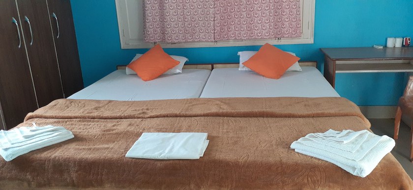 Imagen de la habitación del Hotel Shri Yoga Mandir Guest House. Foto 6