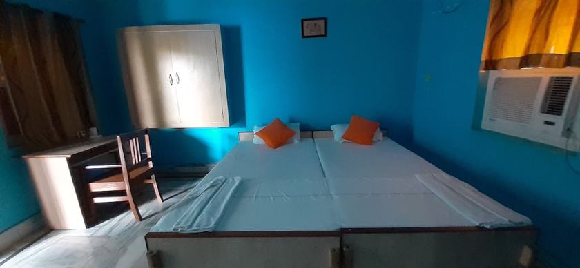 Imagen de la habitación del Hotel Shri Yoga Mandir Guest House. Foto 13