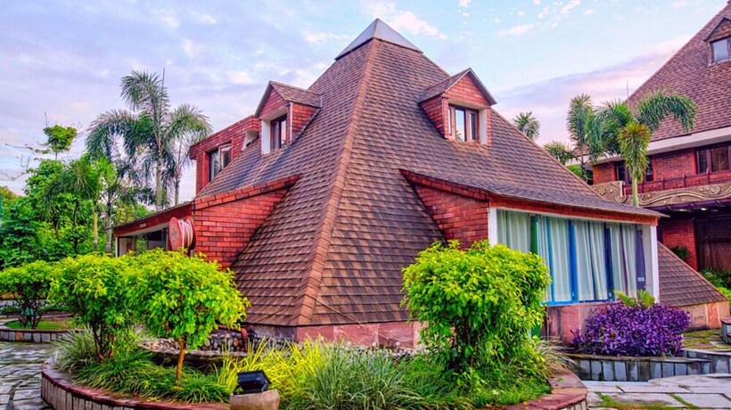 Imagen general del Hotel Shrigo Resort Pyramid Home Divine. Foto 1