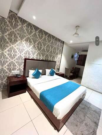Imagen de la habitación del Hotel Shrimad. Foto 17