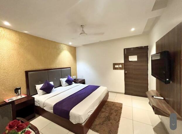 Imagen de la habitación del Hotel Shrimad. Foto 19