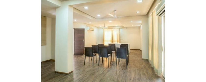 Imagen de los interiores del Hotel Shrimad Residency. Foto 18