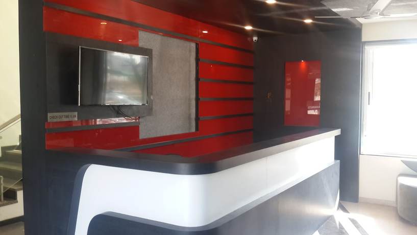 Imagen de los interiores del Hotel Shrinath. Foto 16