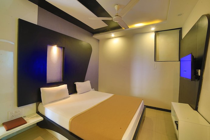 Imagen de la habitación del Hotel Shrinath. Foto 7