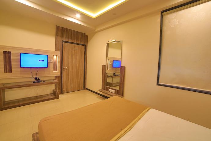 Imagen de la habitación del Hotel Shrinath. Foto 8
