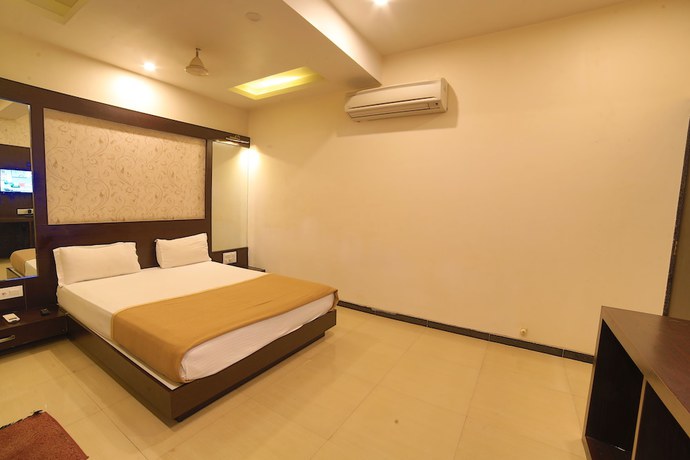 Imagen de la habitación del Hotel Shrinath. Foto 12
