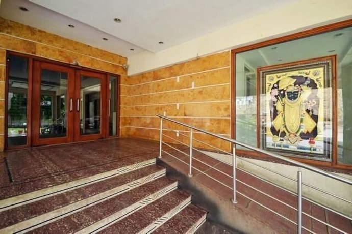 Imagen de los interiores del Hotel Shrinathinn. Foto 18