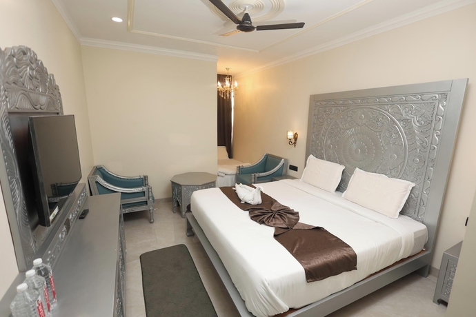Imagen de la habitación del Hotel Shringar Mahal. Foto 4
