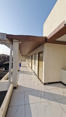 Imagen de los exteriores del Hotel Shriram Mantra Sadhana Peeth Aashram. Foto 12