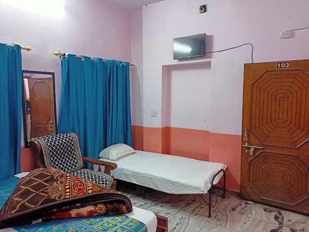 Imagen de la habitación del Hotel Shristi Home Stay. Foto 10