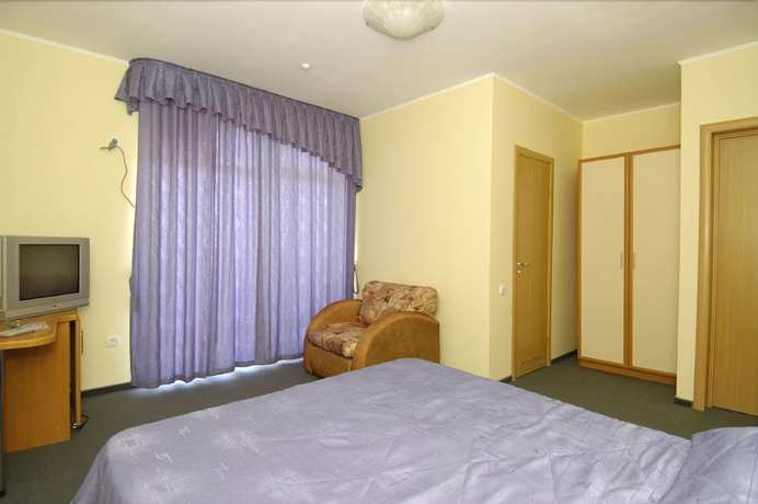Imagen de la habitación del Hotel Shtil. Foto 17
