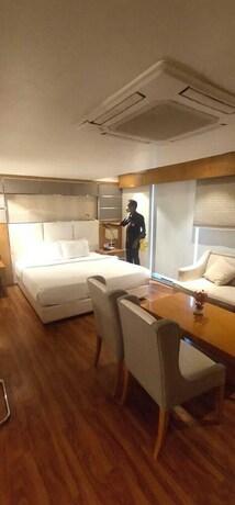 Imagen de la habitación del Hotel Shubh Inn. Foto 19