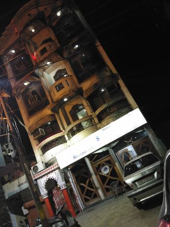 Imagen general del Hotel Shubh, Kanpur. Foto 1