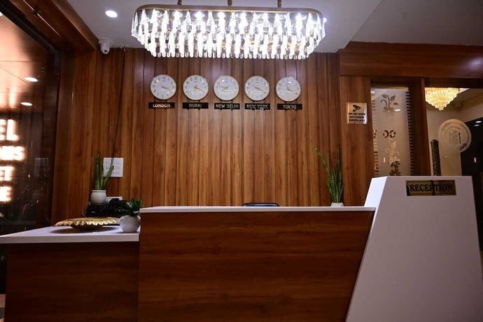 Imagen de los interiores del Hotel Shubh Mangal Grand. Foto 12