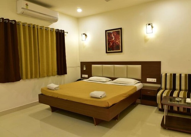 Imagen general del Hotel Shubh, Raipur. Foto 10