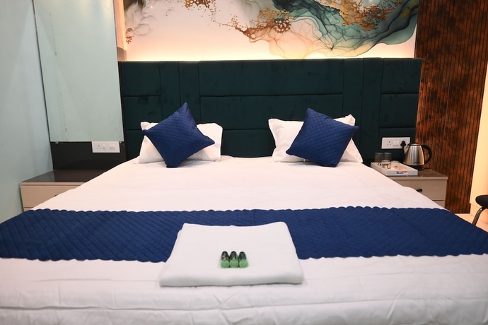 Imagen de la habitación del Hotel Shubh Residency. Foto 8