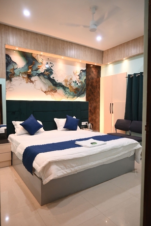 Imagen de la habitación del Hotel Shubh Residency. Foto 9
