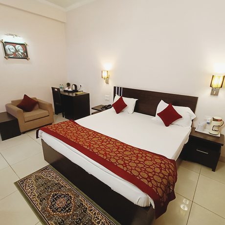 Imagen de la habitación del Hotel Shubham Majesty. Foto 7