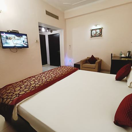 Imagen de la habitación del Hotel Shubham Majesty. Foto 8