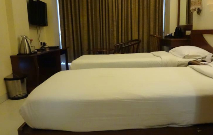 Imagen de los interiores del Hotel Shubhangan. Foto 16