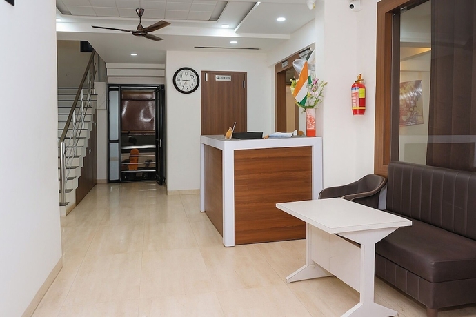 Imagen de los interiores del Hotel Shubhshree. Foto 9